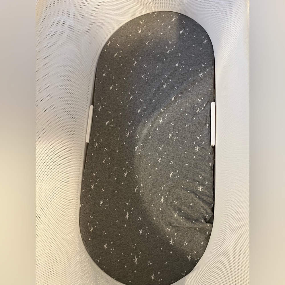 Snoo grey bassinet sheets